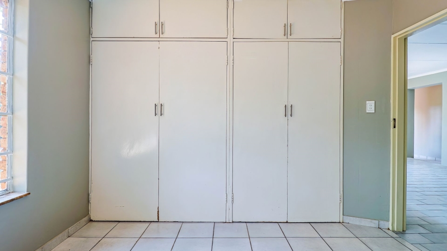 3 Bedroom Property for Sale in Zwartkop Gauteng