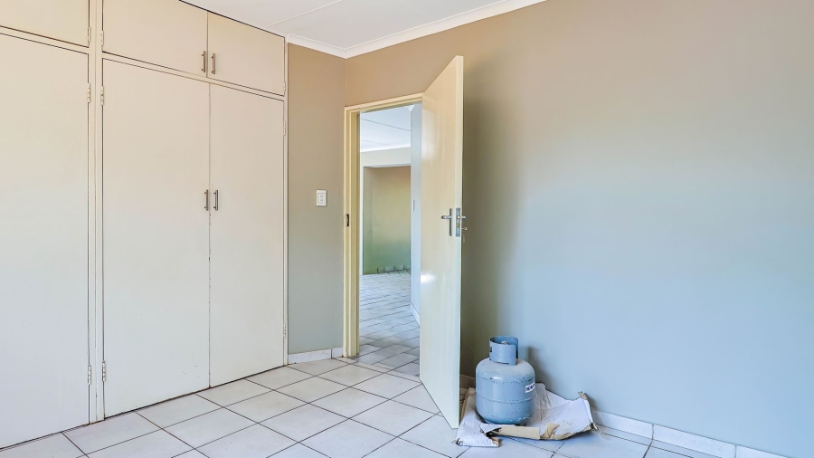 3 Bedroom Property for Sale in Zwartkop Gauteng