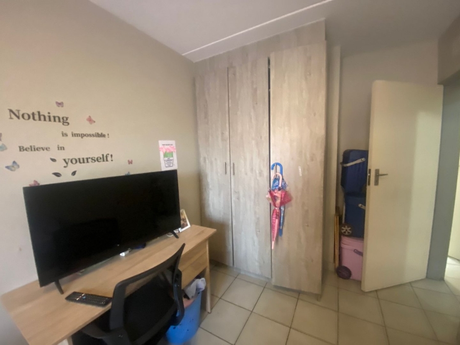 2 Bedroom Property for Sale in Heuweloord Gauteng