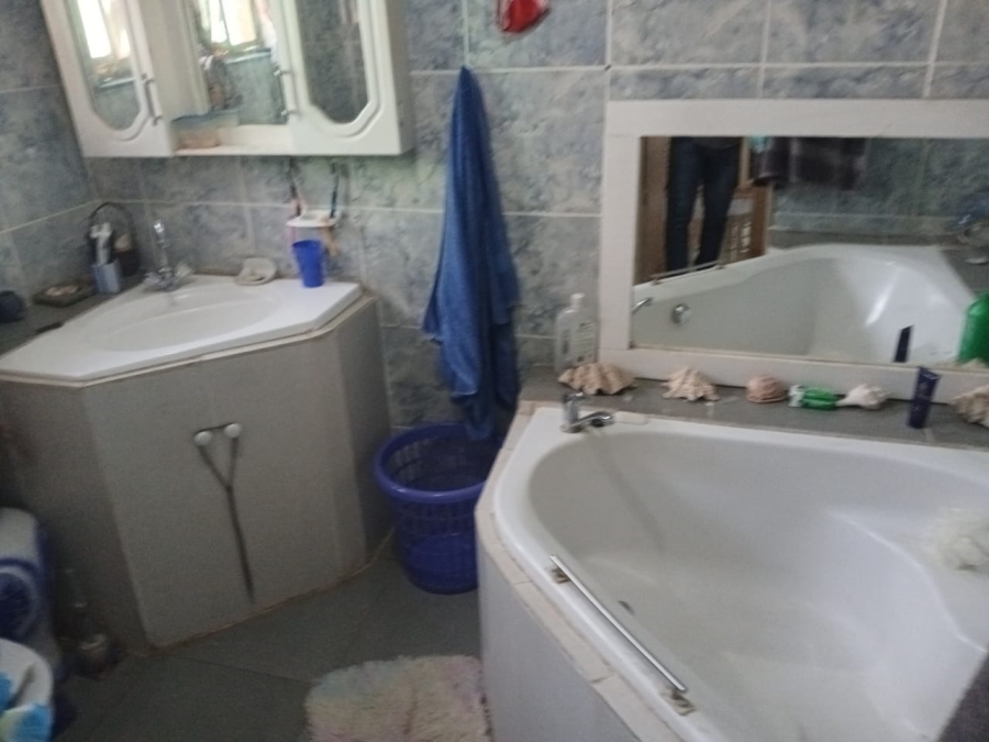 Commercial Property for Sale in Vasfontein AH Gauteng
