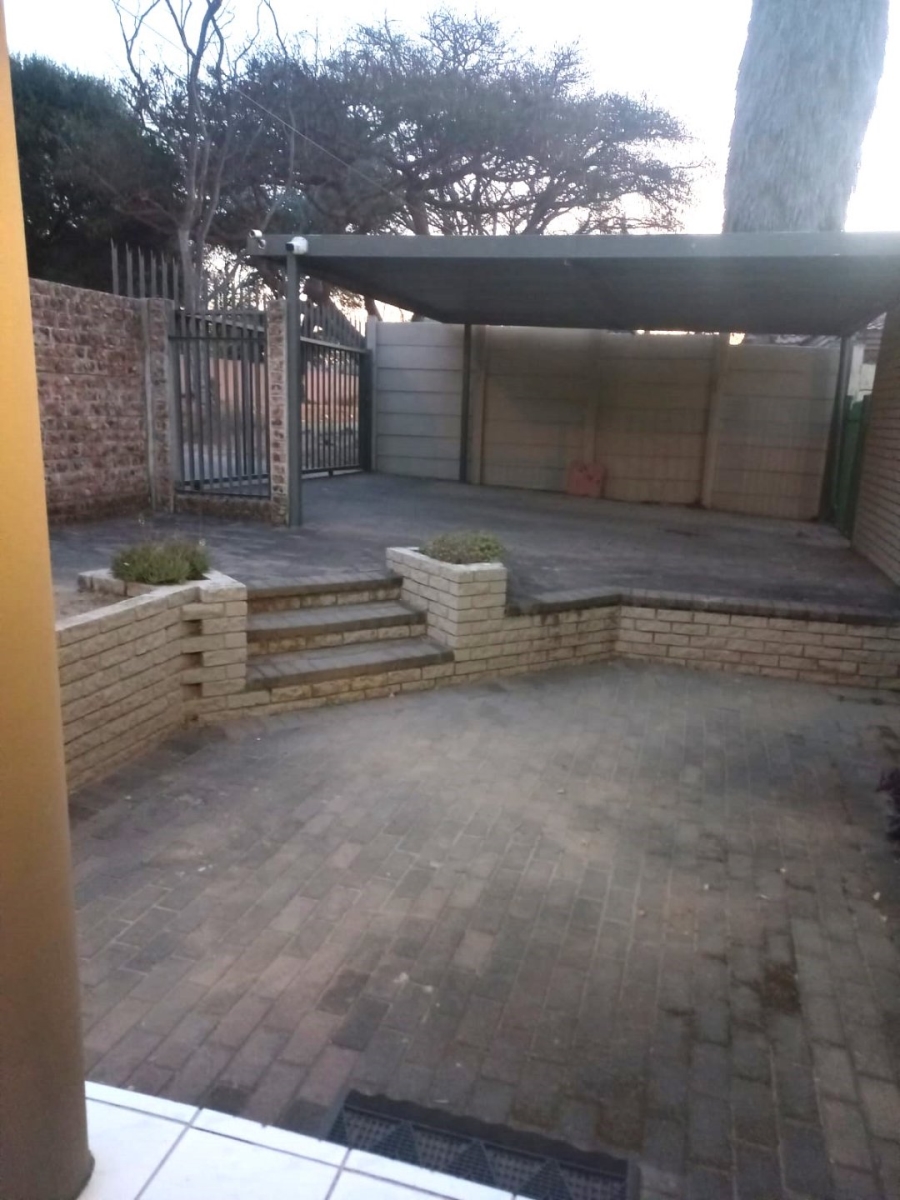 3 Bedroom Property for Sale in Vorna Valley Gauteng
