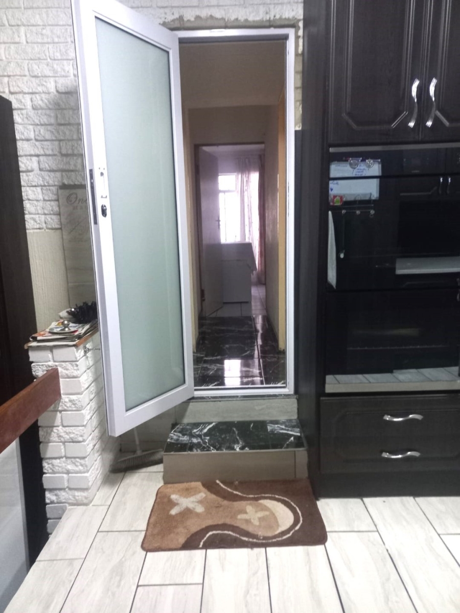 3 Bedroom Property for Sale in Vorna Valley Gauteng