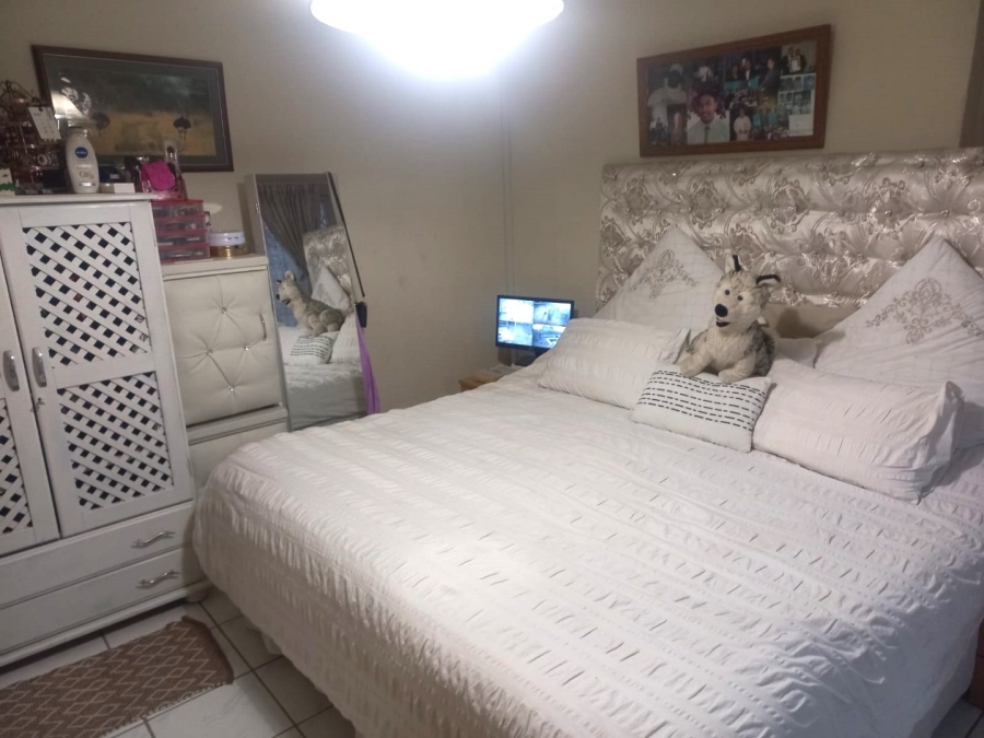 3 Bedroom Property for Sale in Vorna Valley Gauteng