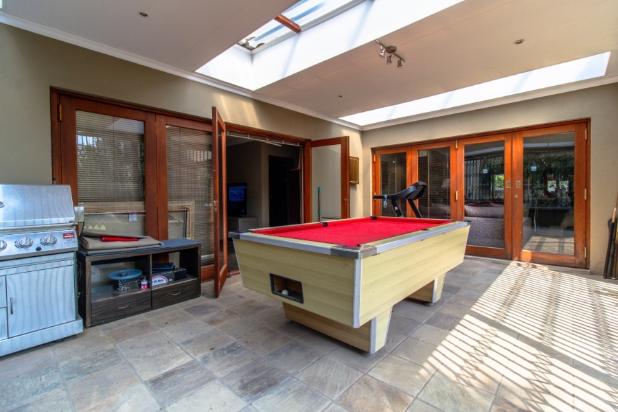 5 Bedroom Property for Sale in Glenvista Gauteng