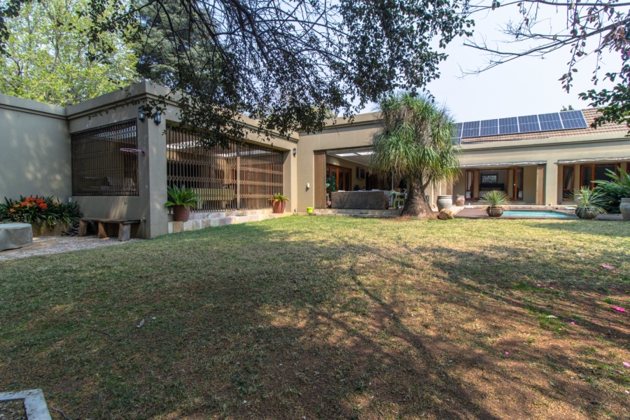 5 Bedroom Property for Sale in Glenvista Gauteng