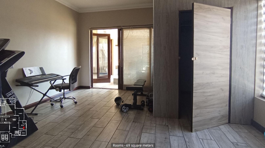 5 Bedroom Property for Sale in Sagewood Gauteng