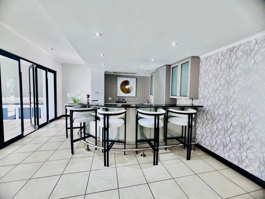 To Let 4 Bedroom Property for Rent in Silver Lakes Golf Estate Gauteng