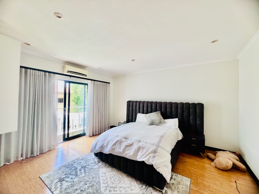 To Let 4 Bedroom Property for Rent in Silver Lakes Golf Estate Gauteng