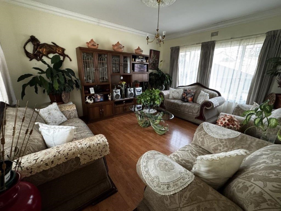 4 Bedroom Property for Sale in Birchleigh North Gauteng