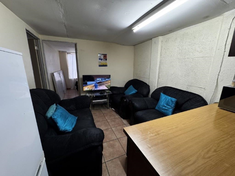 4 Bedroom Property for Sale in Birchleigh North Gauteng