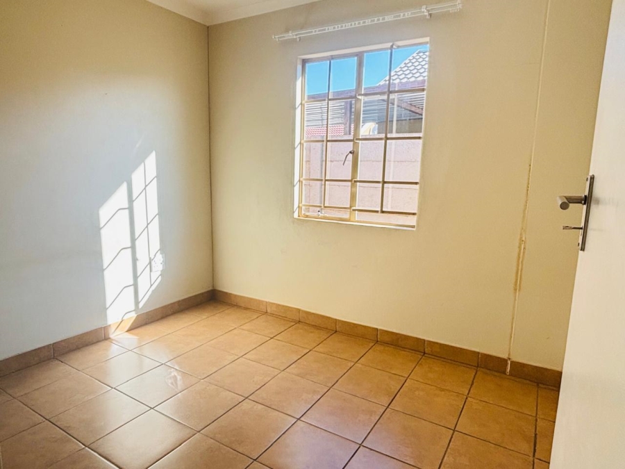3 Bedroom Property for Sale in Sky City Gauteng
