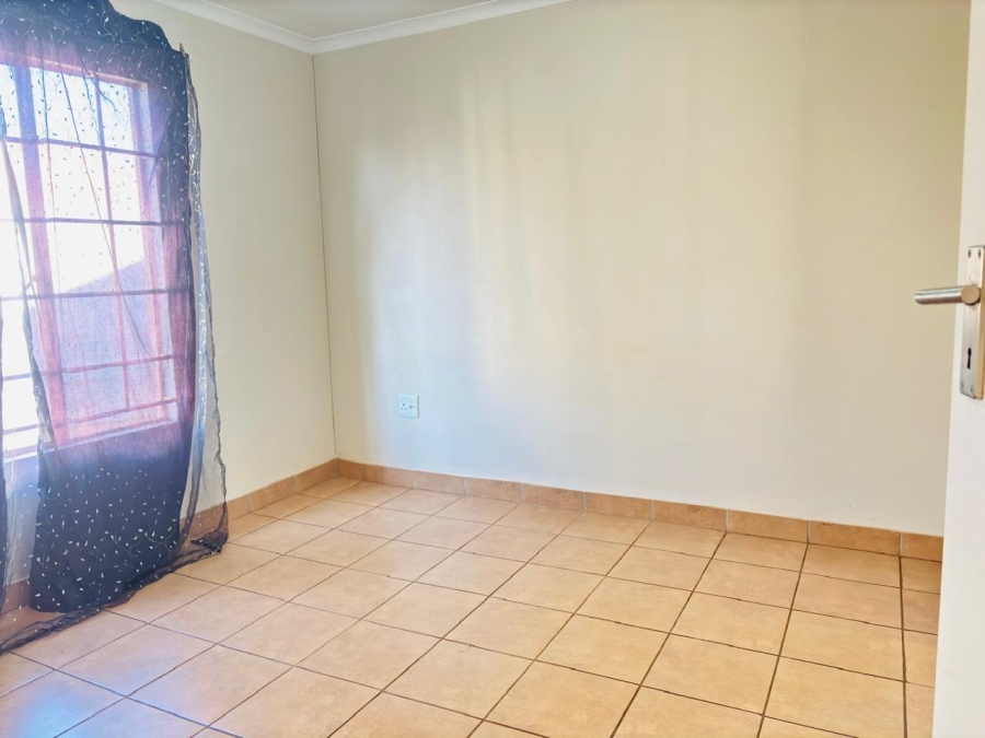 3 Bedroom Property for Sale in Sky City Gauteng