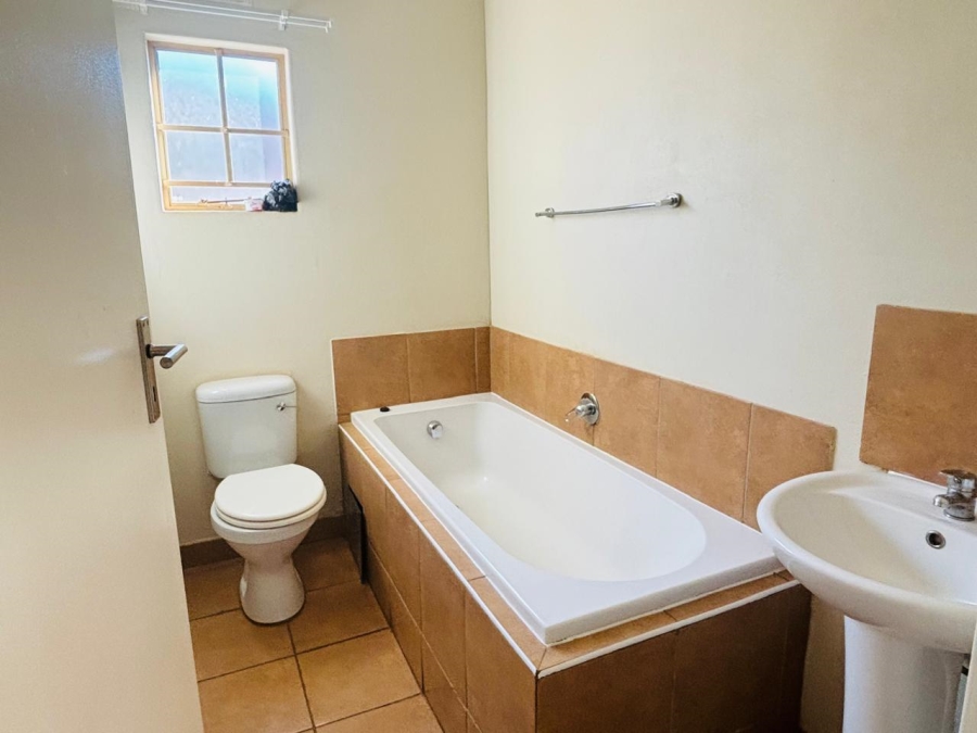 3 Bedroom Property for Sale in Sky City Gauteng
