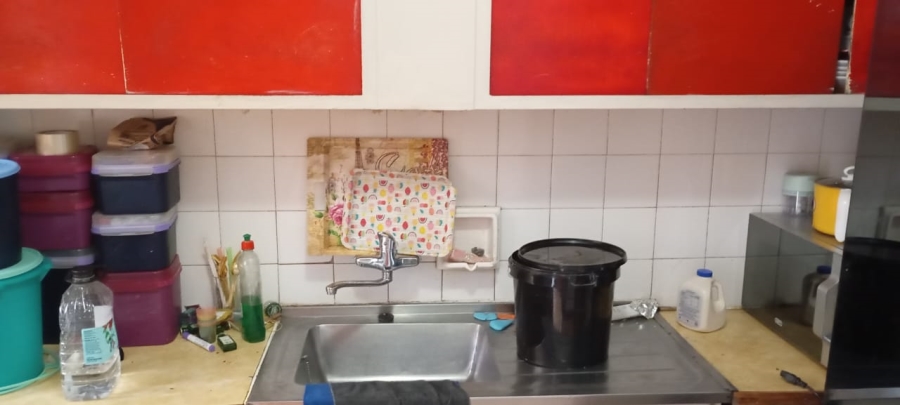 1 Bedroom Property for Sale in Pretoria Central Gauteng
