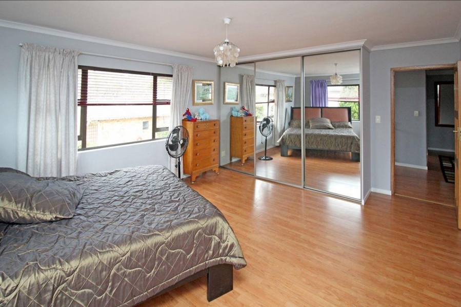 5 Bedroom Property for Sale in Thornhill Estate Gauteng