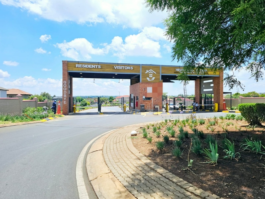 2 Bedroom Property for Sale in Heuwelsig Estate Gauteng