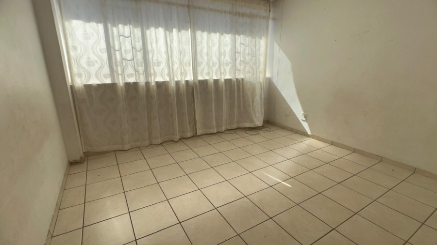  Bedroom Property for Sale in Pretoria North Gauteng