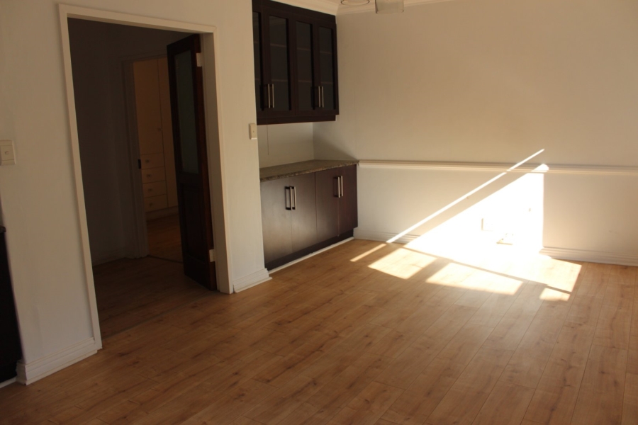 To Let 5 Bedroom Property for Rent in Silver Lakes Golf Estate Gauteng