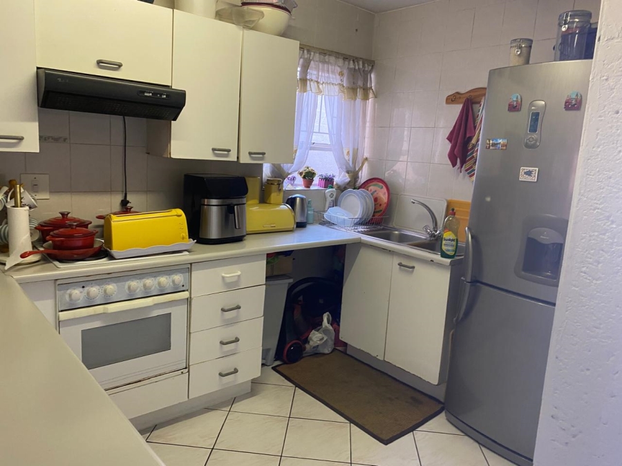 2 Bedroom Property for Sale in Vorna Valley Gauteng