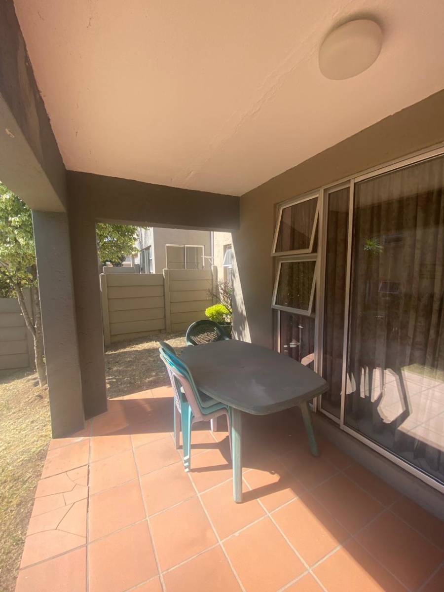 2 Bedroom Property for Sale in Vorna Valley Gauteng