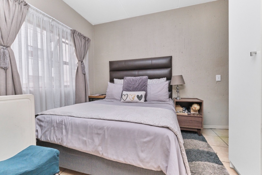 To Let 2 Bedroom Property for Rent in Ferndale Gauteng