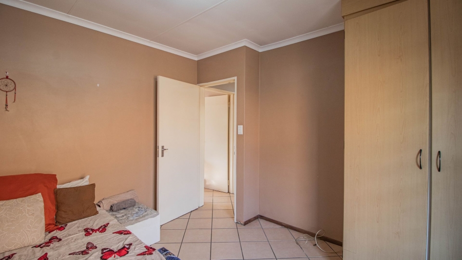 2 Bedroom Property for Sale in Bonaero Park Gauteng