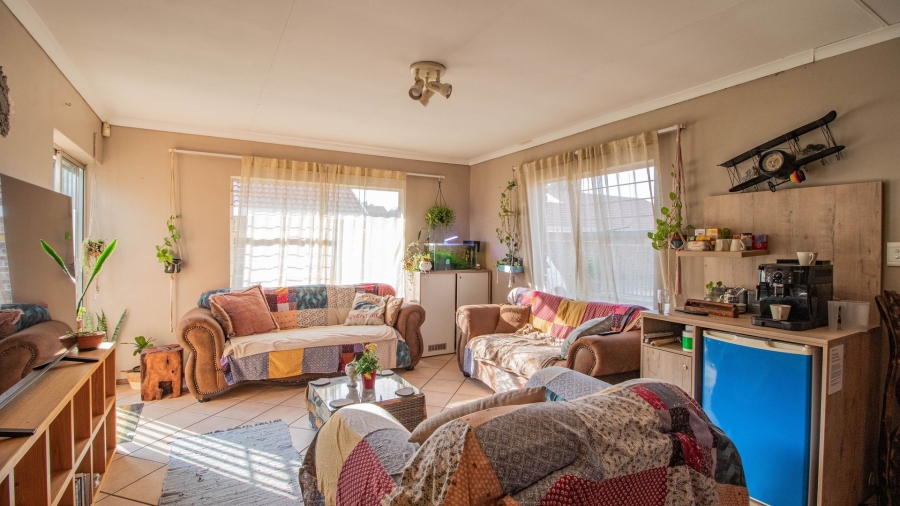 2 Bedroom Property for Sale in Bonaero Park Gauteng