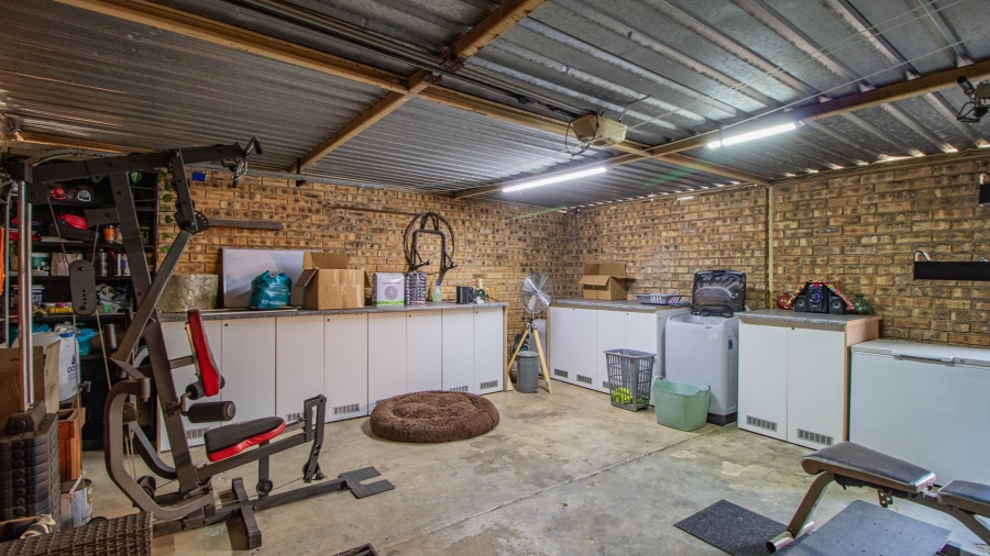 2 Bedroom Property for Sale in Bonaero Park Gauteng