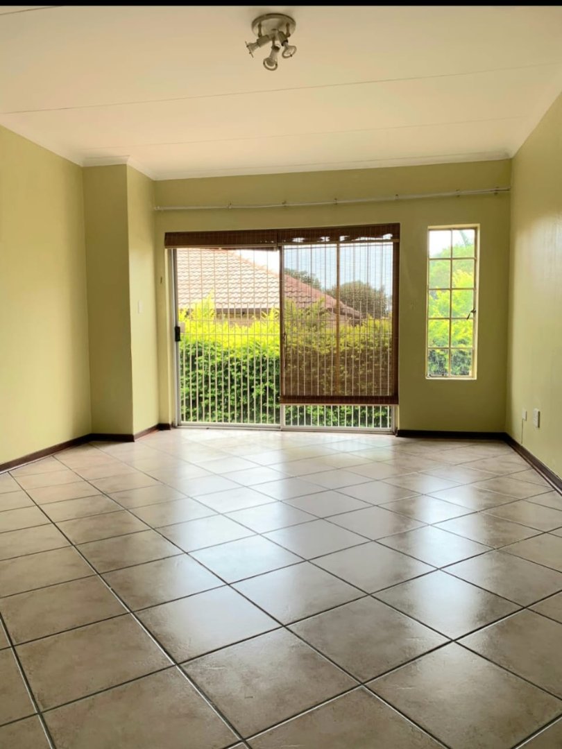 To Let 3 Bedroom Property for Rent in Bellairspark Gauteng