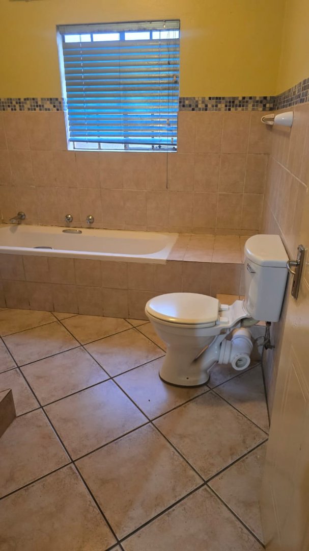To Let 3 Bedroom Property for Rent in Bellairspark Gauteng