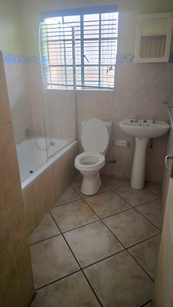 To Let 3 Bedroom Property for Rent in Bellairspark Gauteng