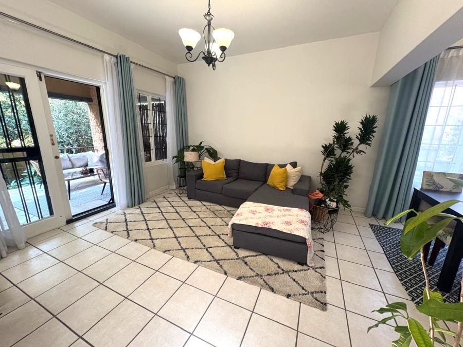 To Let 3 Bedroom Property for Rent in Olivedale Gauteng