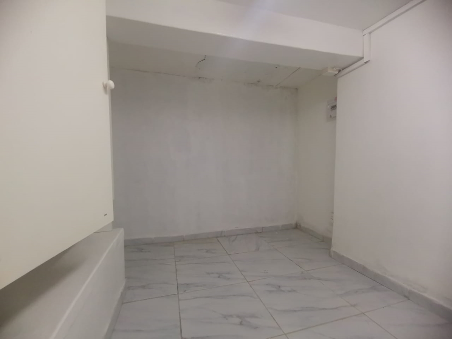 To Let 1 Bedroom Property for Rent in Kensington Gauteng