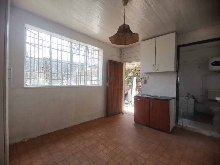 To Let 1 Bedroom Property for Rent in Kensington Gauteng