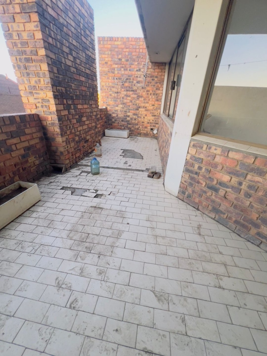 2 Bedroom Property for Sale in Pretoria Gauteng