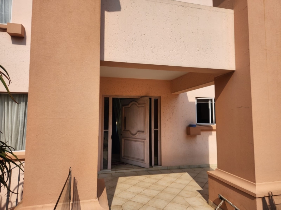 To Let 5 Bedroom Property for Rent in Bassonia Gauteng