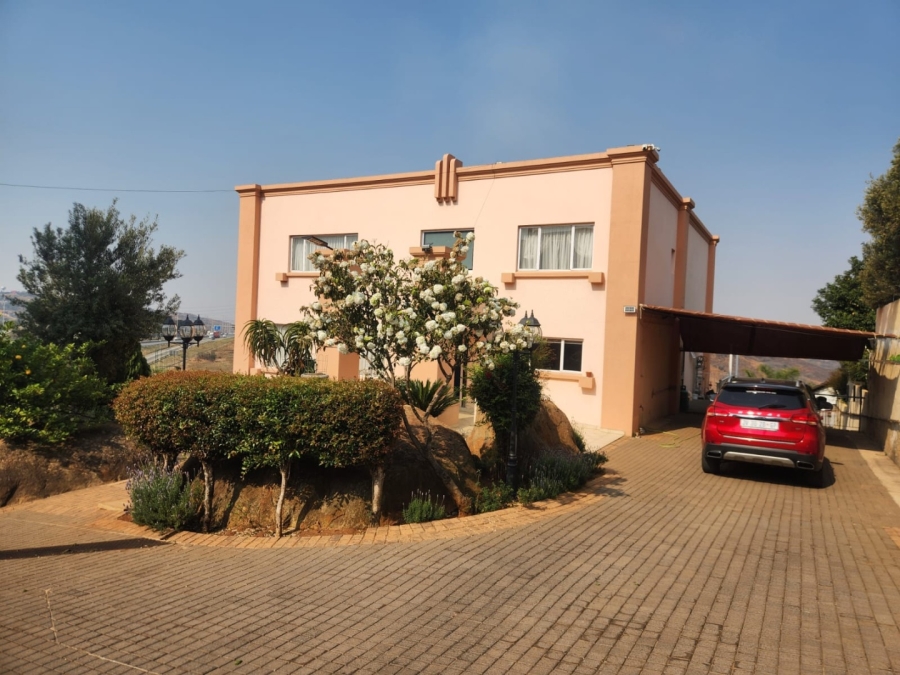 To Let 5 Bedroom Property for Rent in Bassonia Gauteng