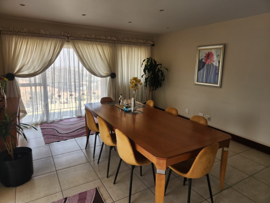 To Let 5 Bedroom Property for Rent in Bassonia Gauteng