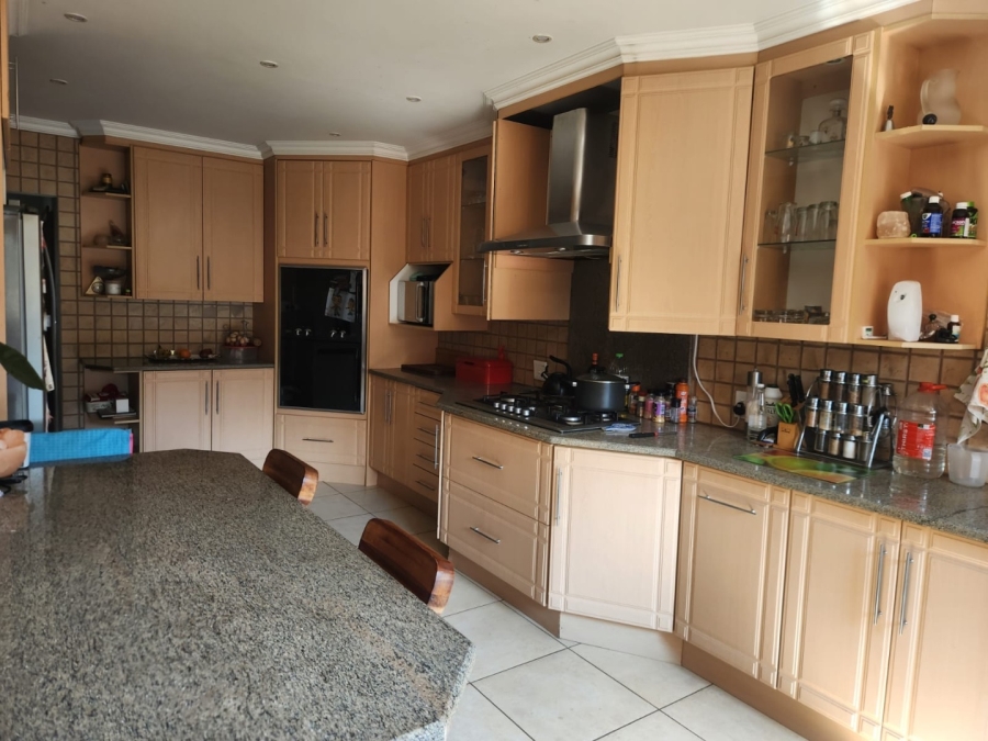 To Let 5 Bedroom Property for Rent in Bassonia Gauteng