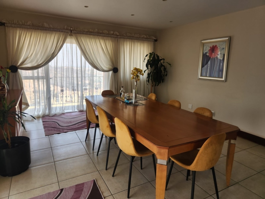 To Let 5 Bedroom Property for Rent in Bassonia Gauteng