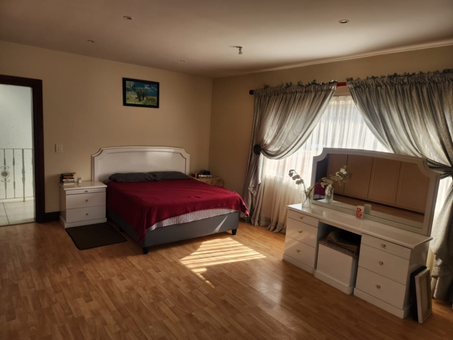 To Let 5 Bedroom Property for Rent in Bassonia Gauteng