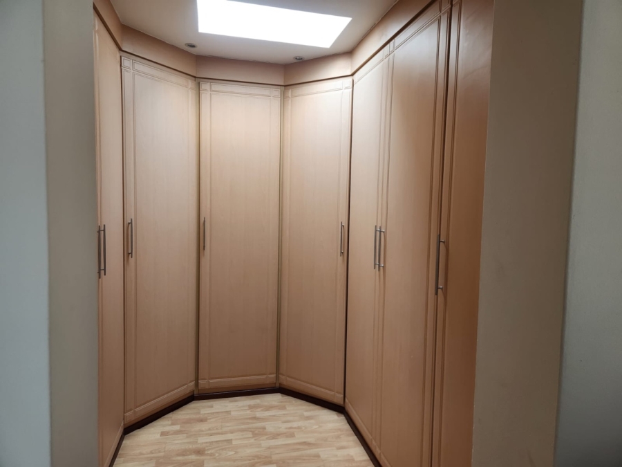 To Let 5 Bedroom Property for Rent in Bassonia Gauteng