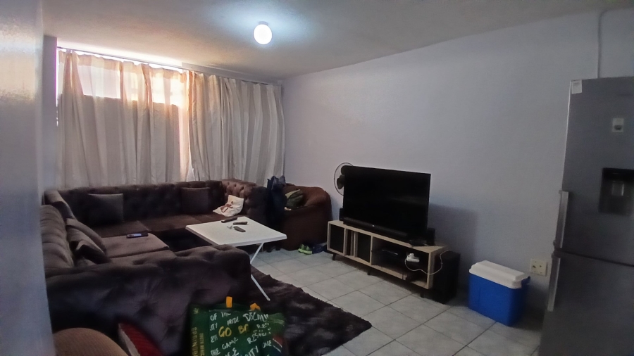 2 Bedroom Property for Sale in Pretoria West Gauteng