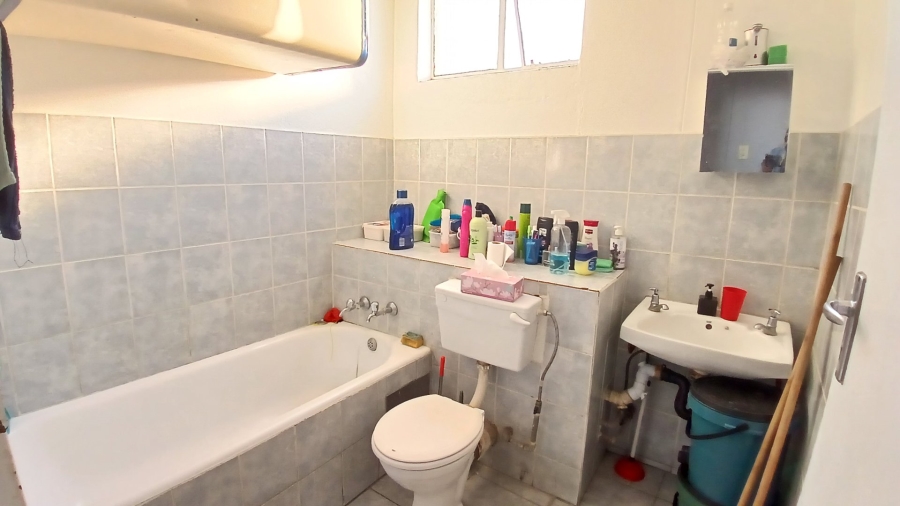 2 Bedroom Property for Sale in Pretoria West Gauteng