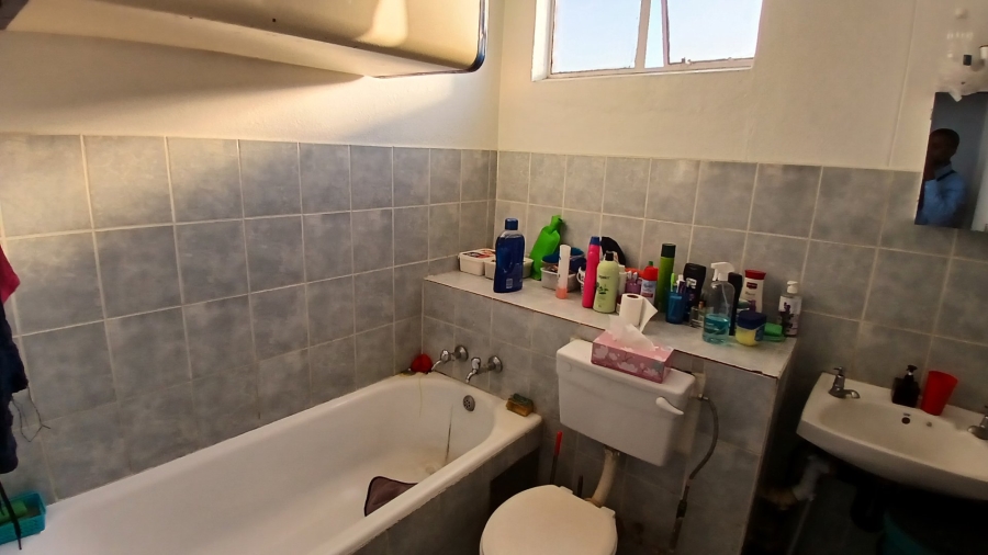 2 Bedroom Property for Sale in Pretoria West Gauteng