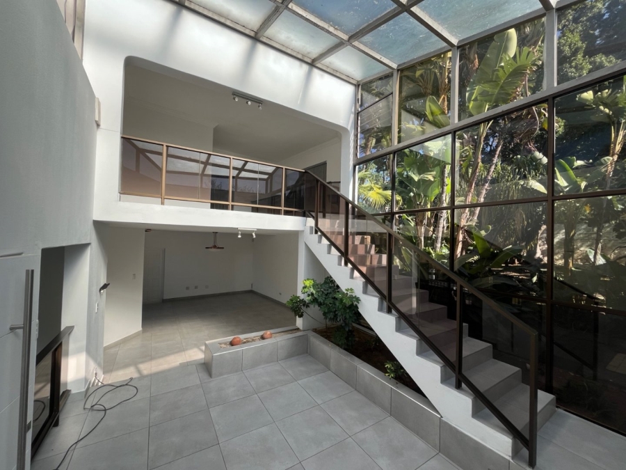 To Let 4 Bedroom Property for Rent in Waterkloof Ridge Gauteng