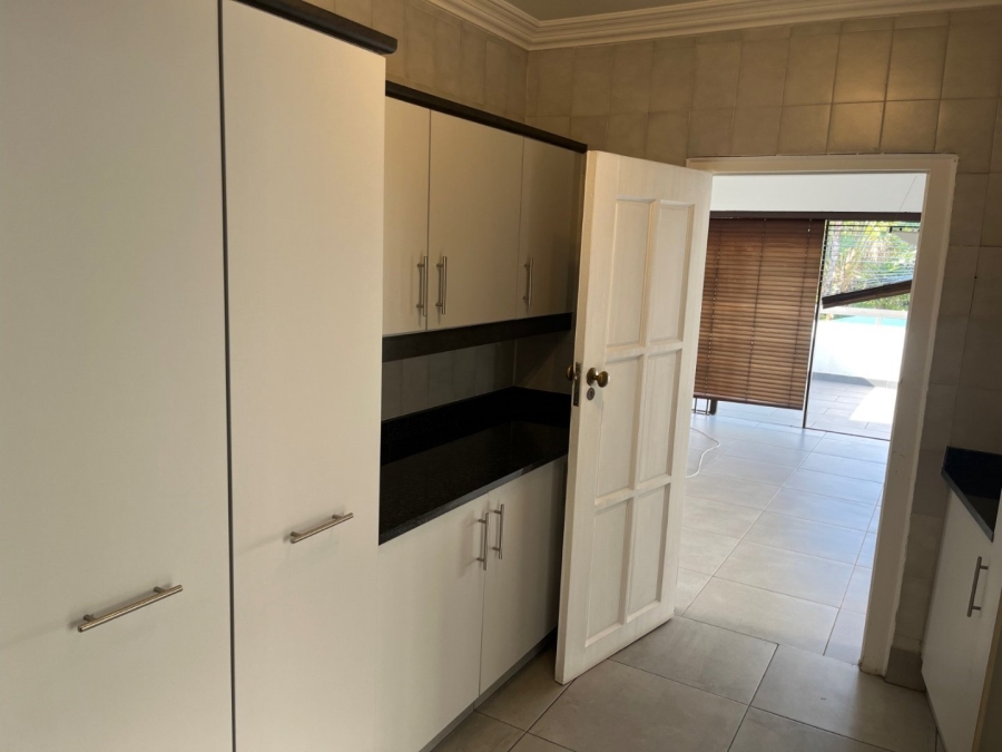 To Let 4 Bedroom Property for Rent in Waterkloof Ridge Gauteng