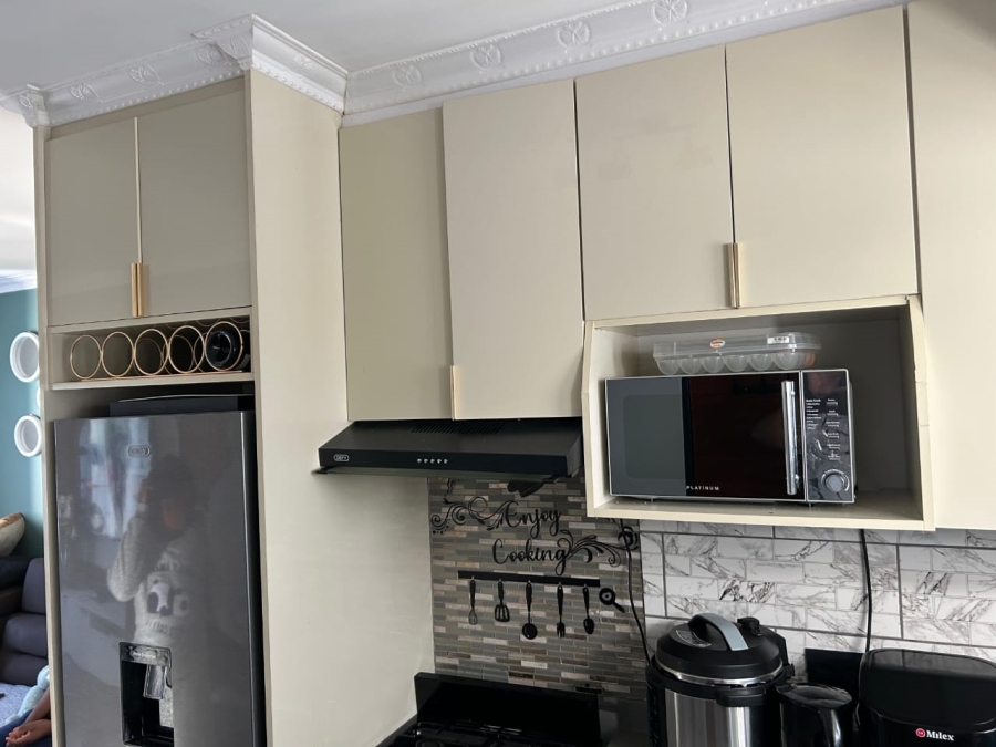 2 Bedroom Property for Sale in South Hills Gauteng