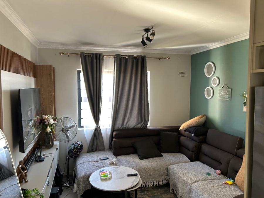 2 Bedroom Property for Sale in South Hills Gauteng