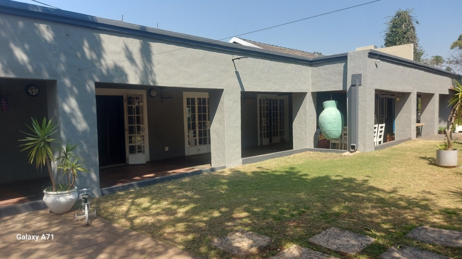 To Let commercial Property for Rent in Lyttelton Manor Gauteng